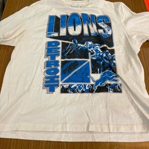 Abercrombie & Fitch White and Blue Graphic Tee